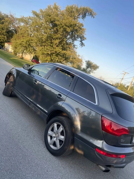 2014 Audi 4L Q7 - Image 2 of 10