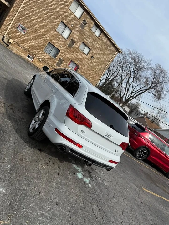 2014 Audi 4L Q7 - Image 4 of 10