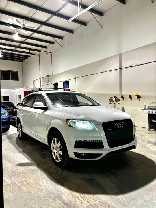 2014 Audi 4L Q7 - Image 2 of 10