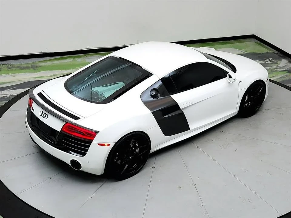 2014 Audi 42 R8 - Image 19 of 20