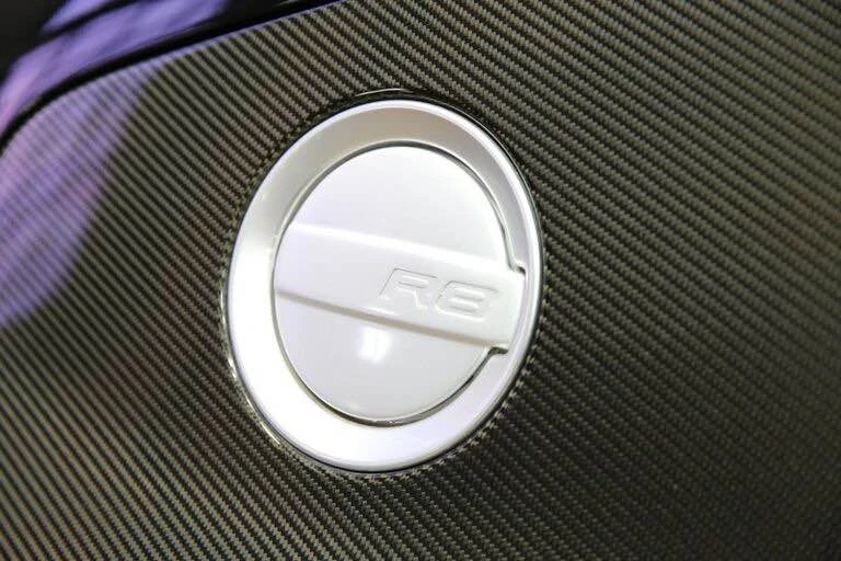 2014 Audi 42 R8 - Image 20 of 20
