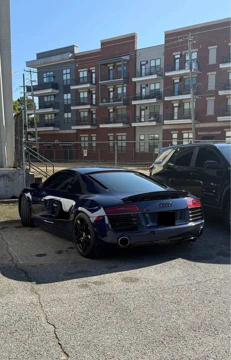 2014 Audi 42 R8 - Image 2 of 18