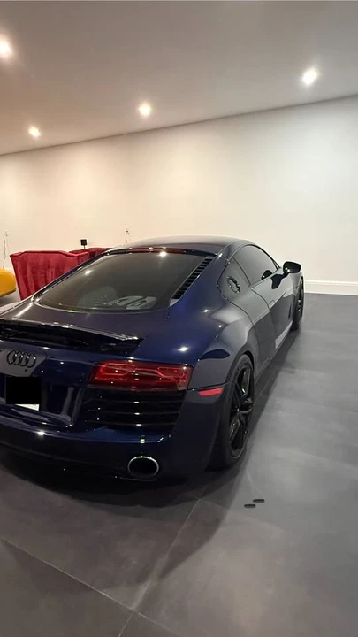 2014 Audi 42 R8 - Image 13 of 15