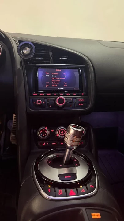 2014 Audi 42 R8 - Image 3 of 15