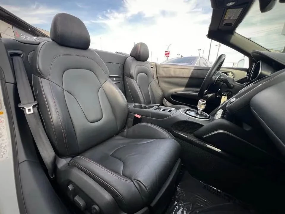 2014 Audi 42 R8 - Image 6 of 6