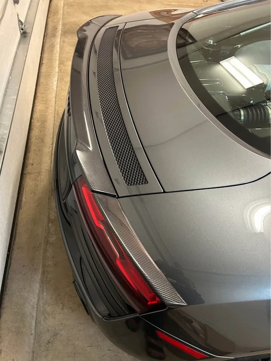 2014 Audi 42 R8 - Image 3 of 5