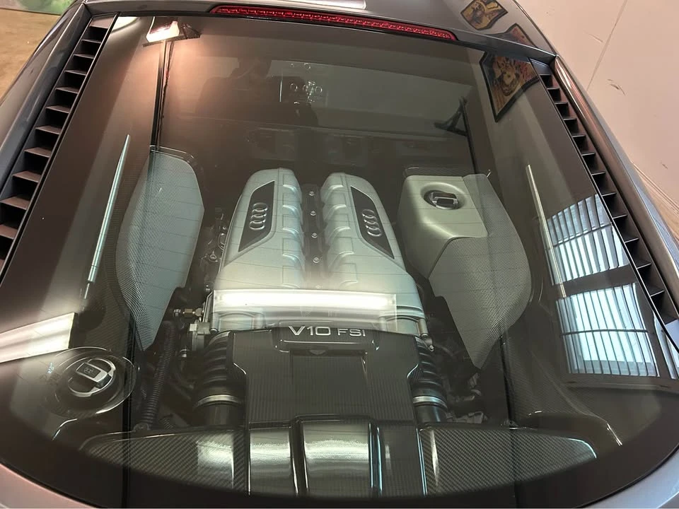 2014 Audi 42 R8 - Image 5 of 5
