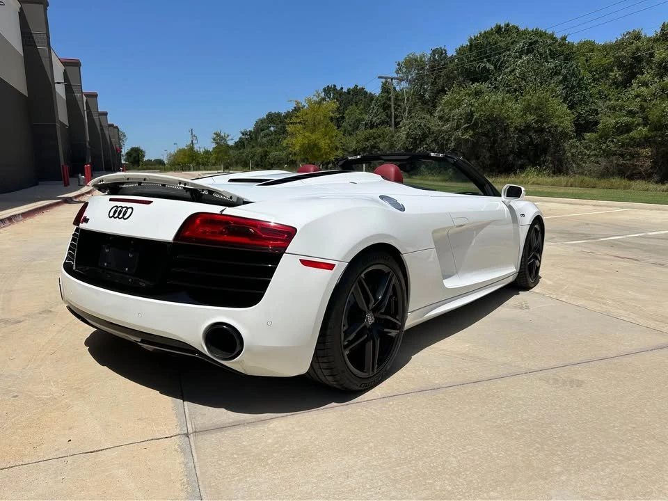 2014 Audi 42 R8 - Image 4 of 12