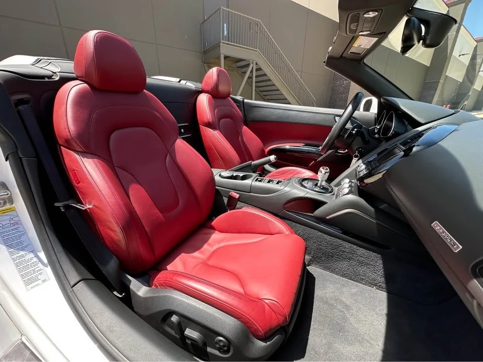 2014 Audi 42 R8 - Image 8 of 12