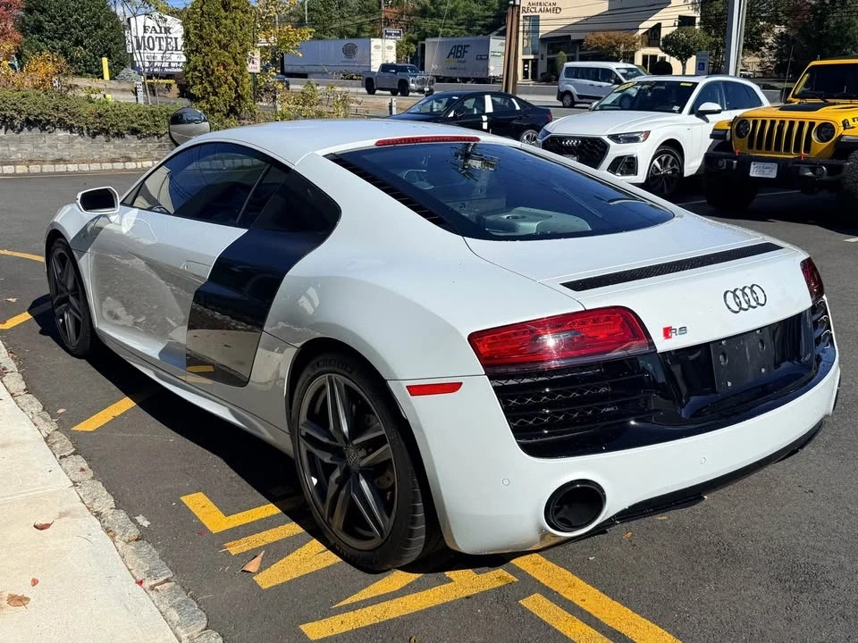 2014 Audi 42 R8 - Image 5 of 13