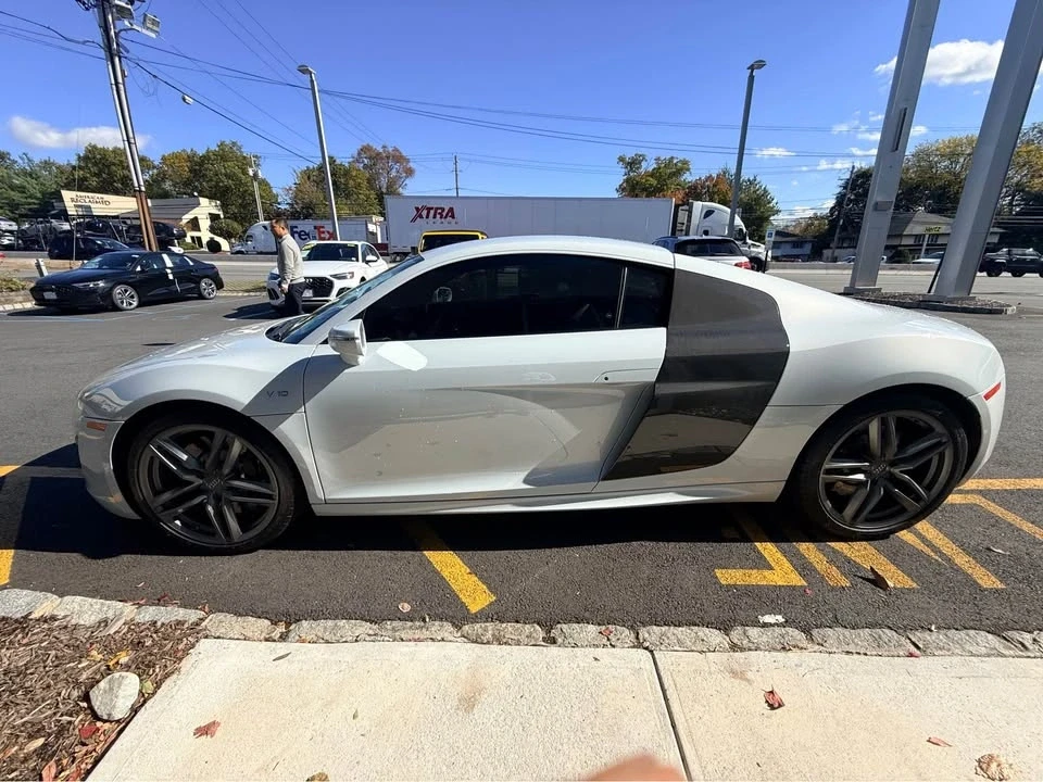 2014 Audi 42 R8 - Image 6 of 13