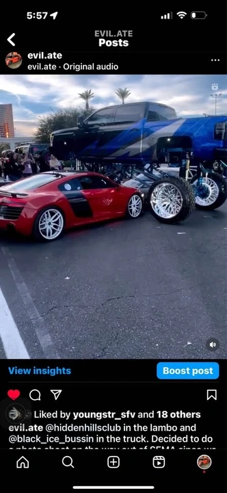 2014 Audi 42 R8 - Image 2 of 3