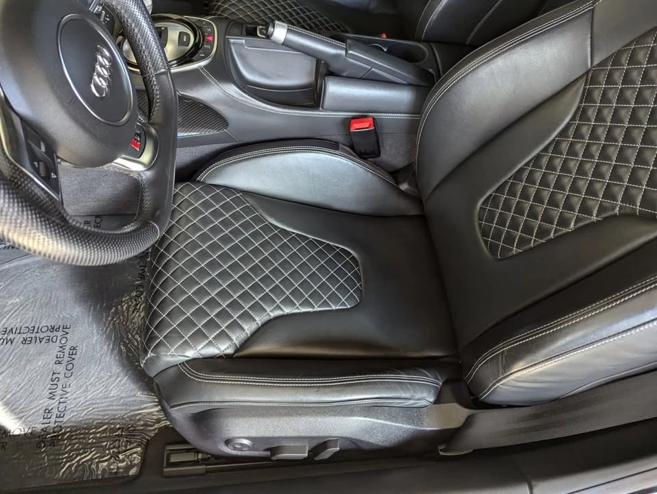 2014 Audi 42 R8 - Image 14 of 15