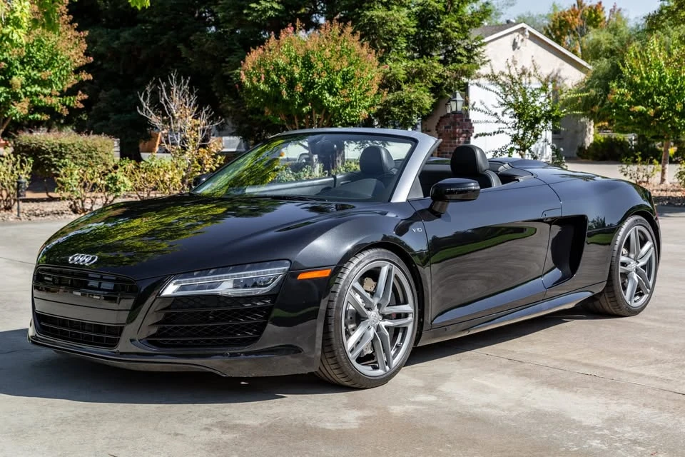 2014 Audi 42 R8 - Image 2 of 15