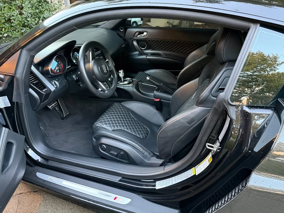 2014 Audi 42 R8 - Image 10 of 21