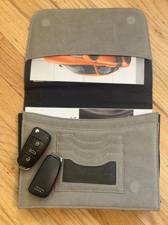 2014 Audi 42 R8 - Image 20 of 21