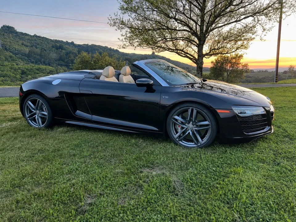 2014 Audi 42 R8 - Image 2 of 20