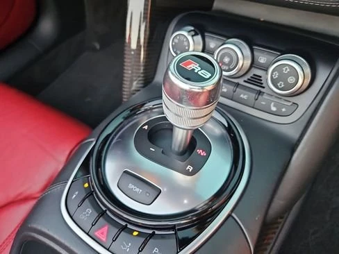 2014 Audi 42 R8 - Image 13 of 13