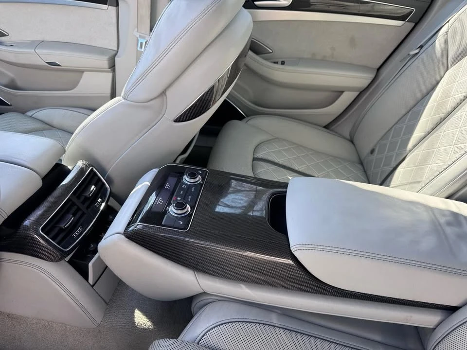 2014 Audi D4 S8 - Image 13 of 20