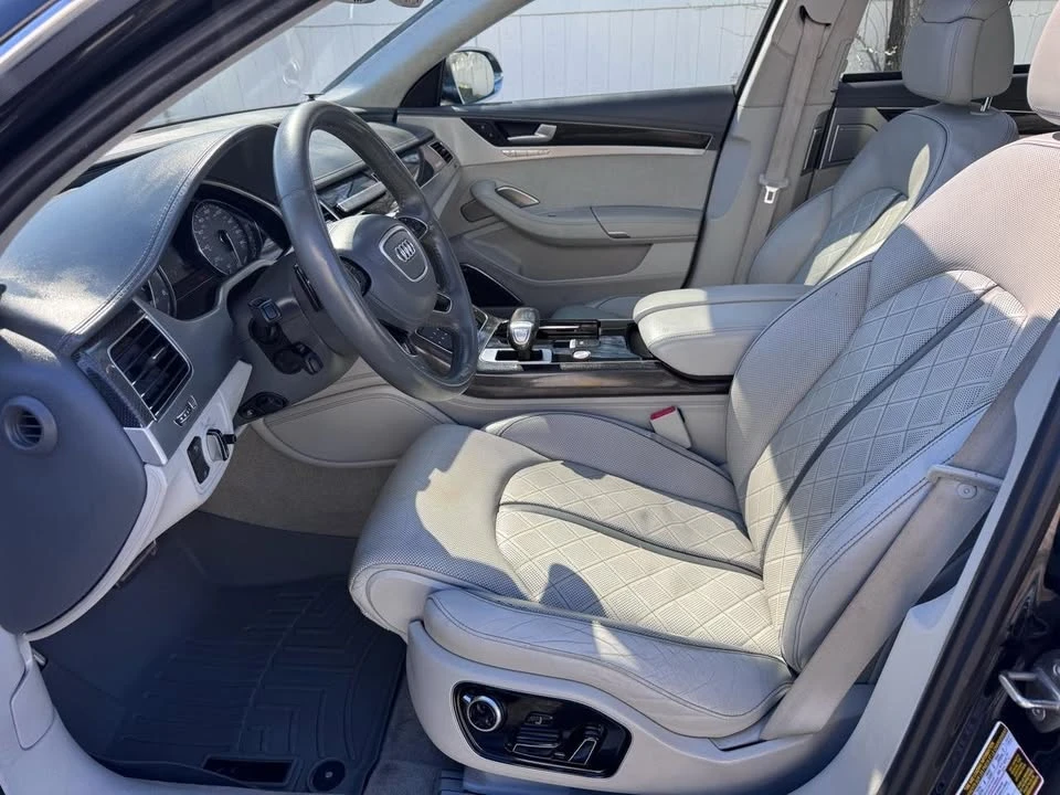 2014 Audi D4 S8 - Image 10 of 20