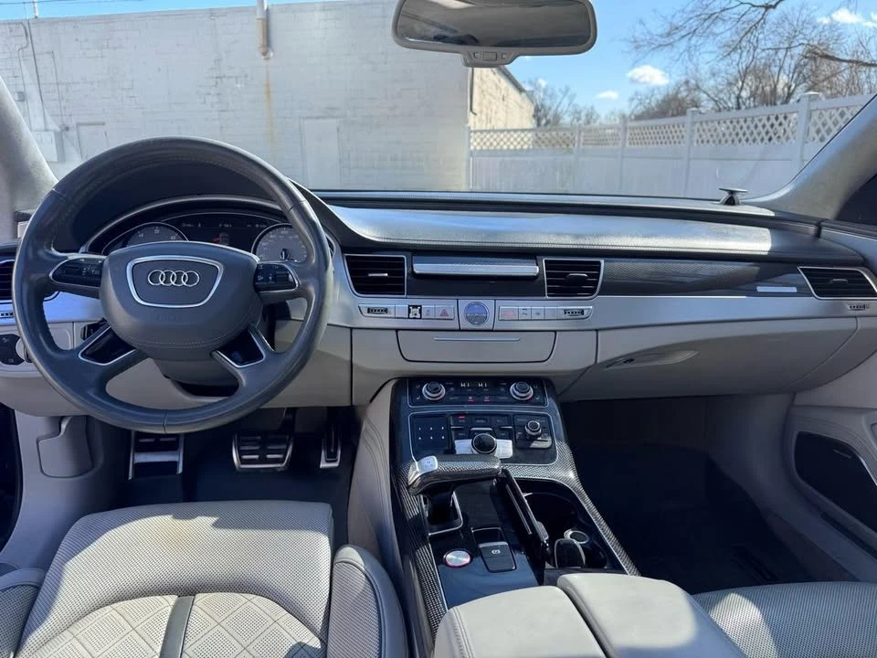 2014 Audi D4 S8 - Image 16 of 20