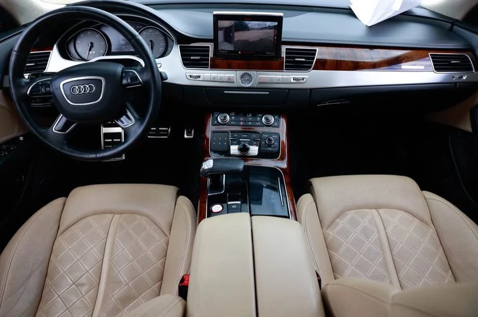 2014 Audi D4 S8 - Image 12 of 19