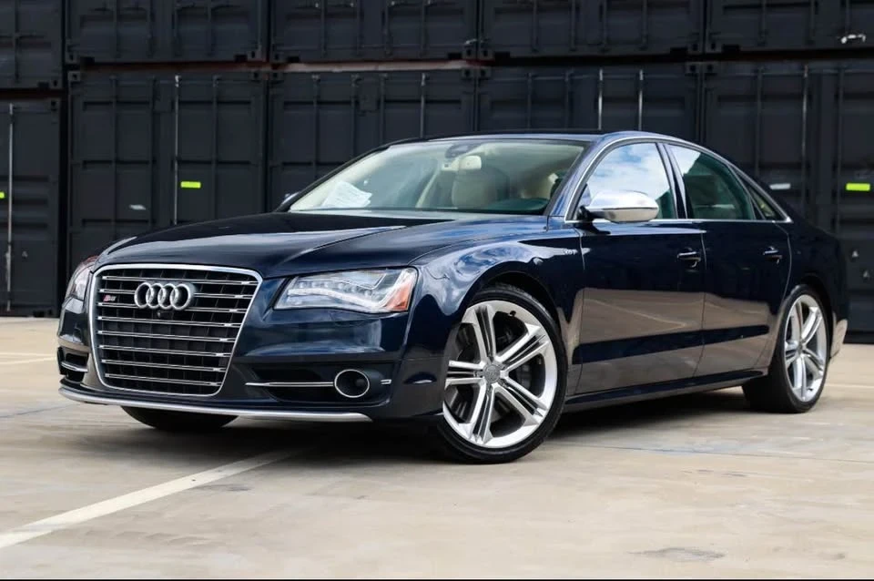 2014 Audi D4 S8 - Image 2 of 19