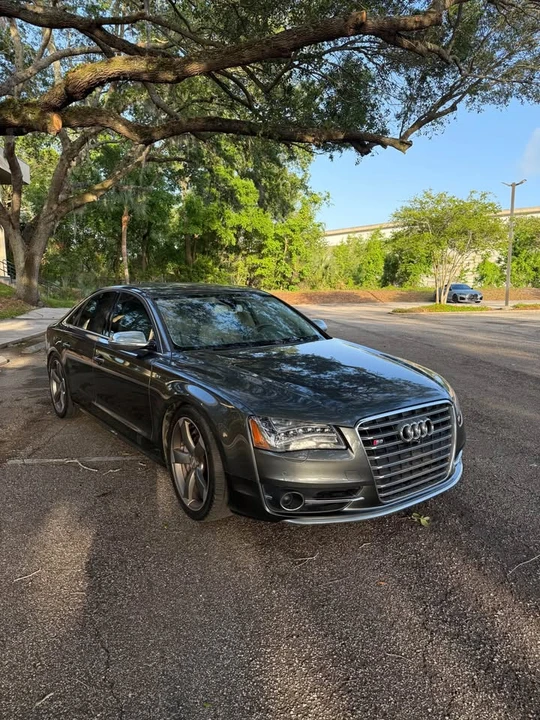 2014 Audi D4 S8 - Image 7 of 19