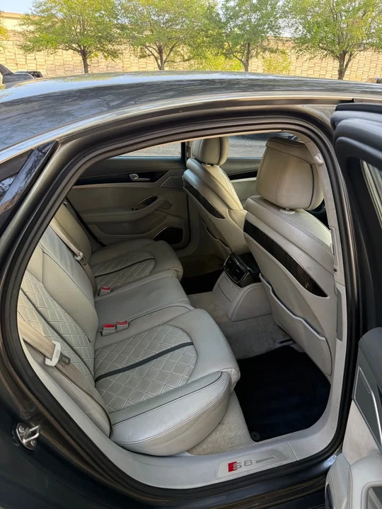 2014 Audi D4 S8 - Image 14 of 19