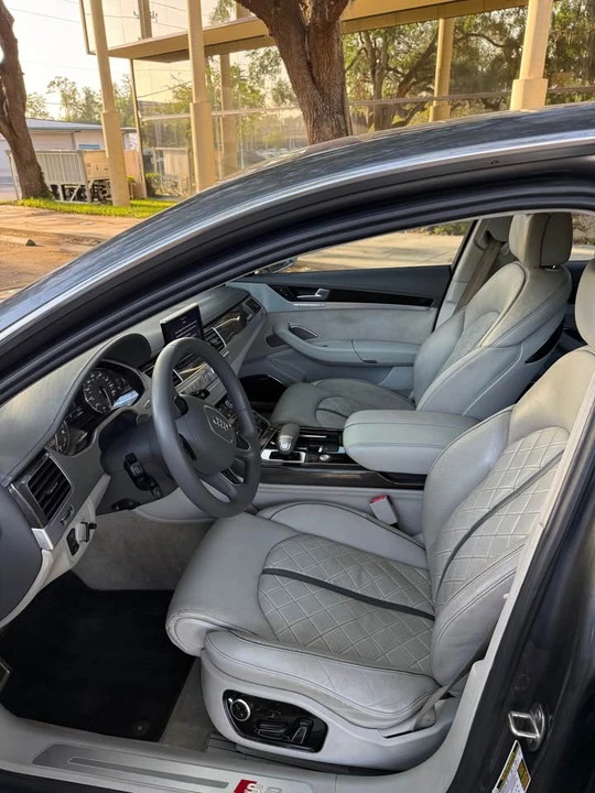 2014 Audi D4 S8 - Image 9 of 19