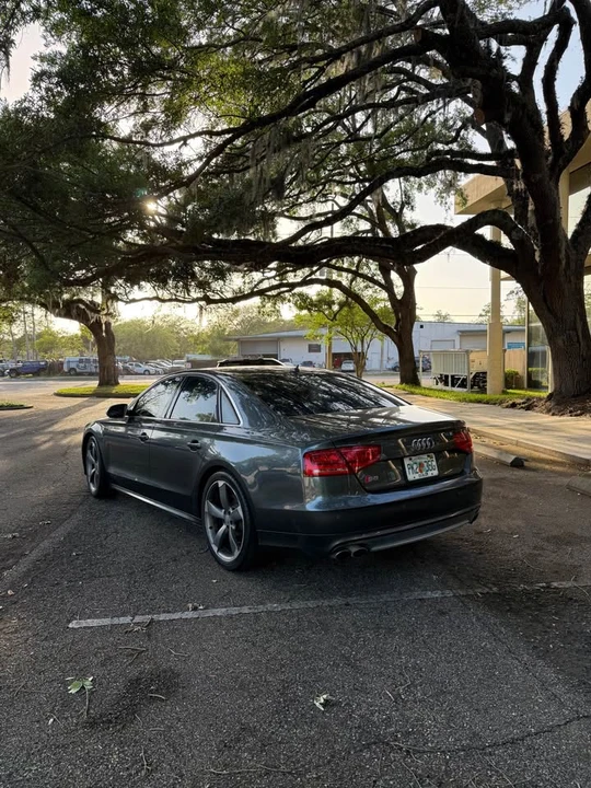 2014 Audi D4 S8 - Image 4 of 19