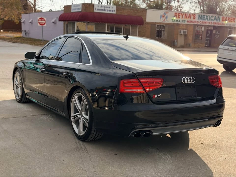 2014 Audi D4 S8 - Image 4 of 20