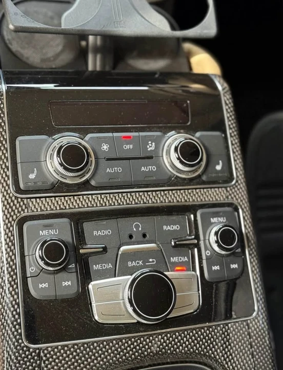 2014 Audi D4 S8 - Image 14 of 19