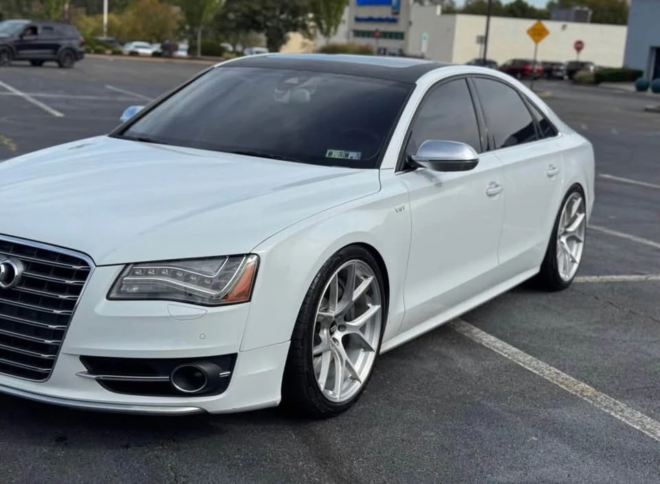 2014 Audi D4 S8 - Image 7 of 19