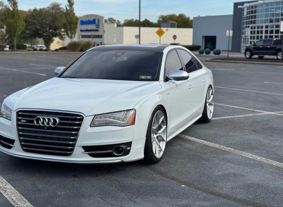 2014 Audi D4 S8 - Image 5 of 19