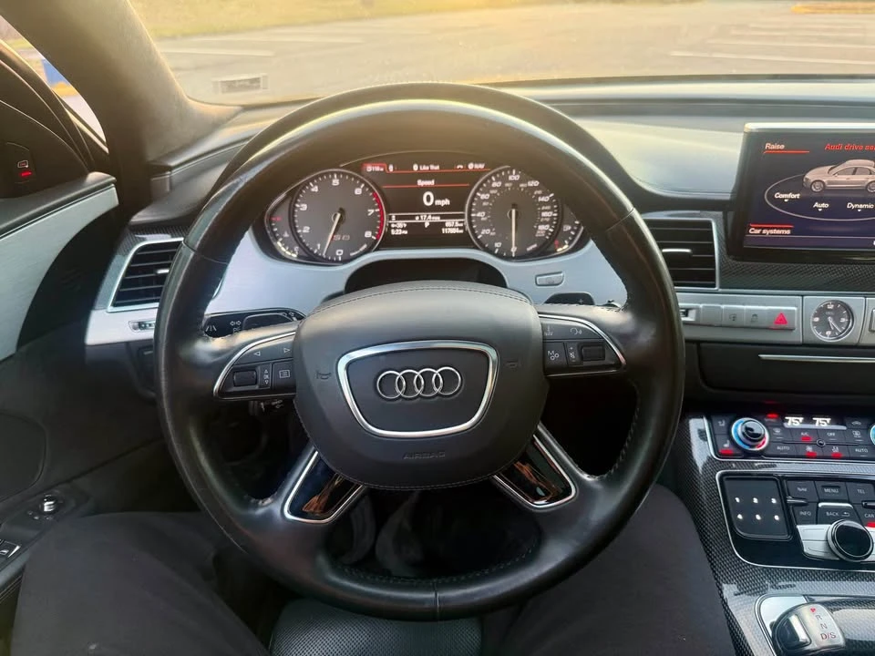 2014 Audi D4 S8 - Image 9 of 19