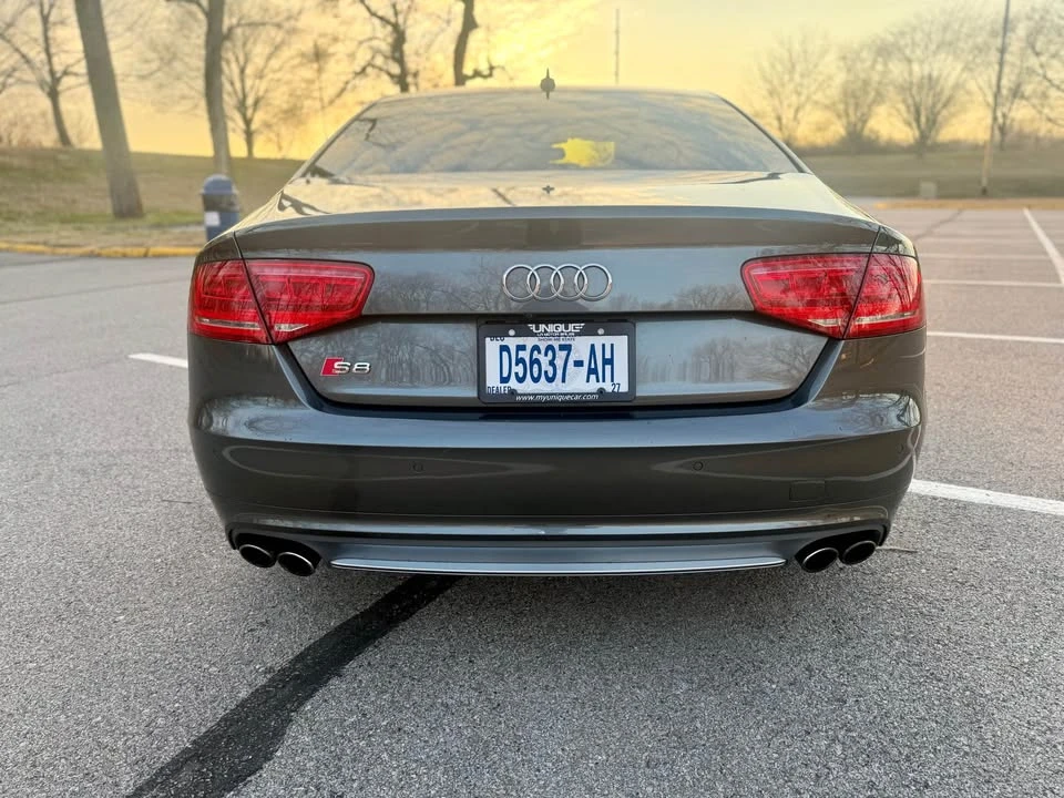 2014 Audi D4 S8 - Image 6 of 19