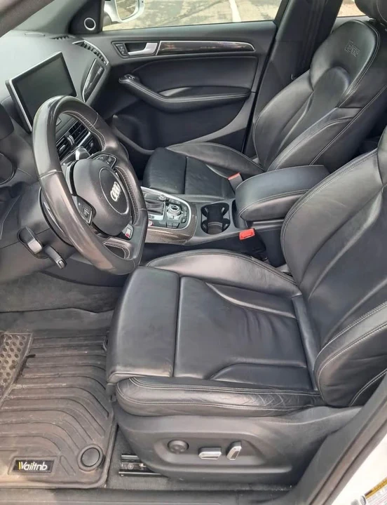 2014 Audi 8R SQ5 - Image 9 of 14