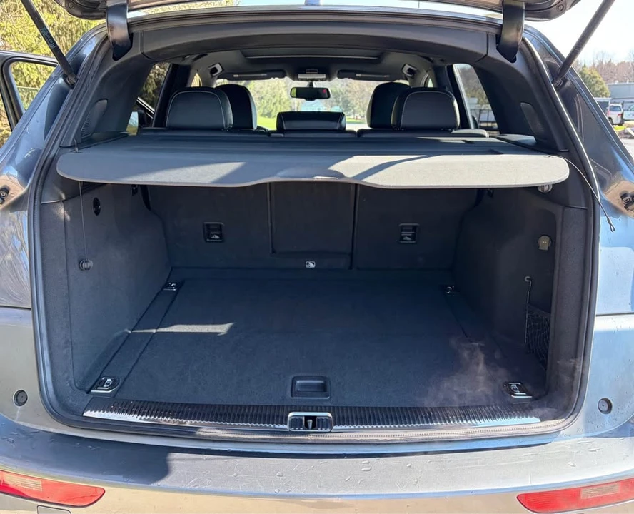 2014 Audi 8R SQ5 - Image 11 of 14
