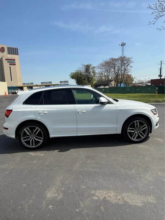 2014 Audi 8R SQ5 - Image 7 of 16