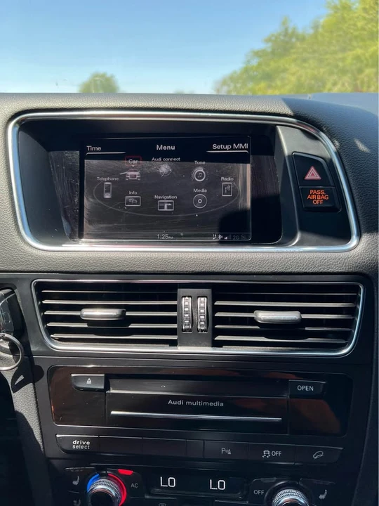 2014 Audi 8R SQ5 - Image 10 of 14