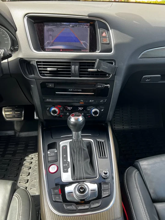 2014 Audi 8R SQ5 - Image 8 of 11