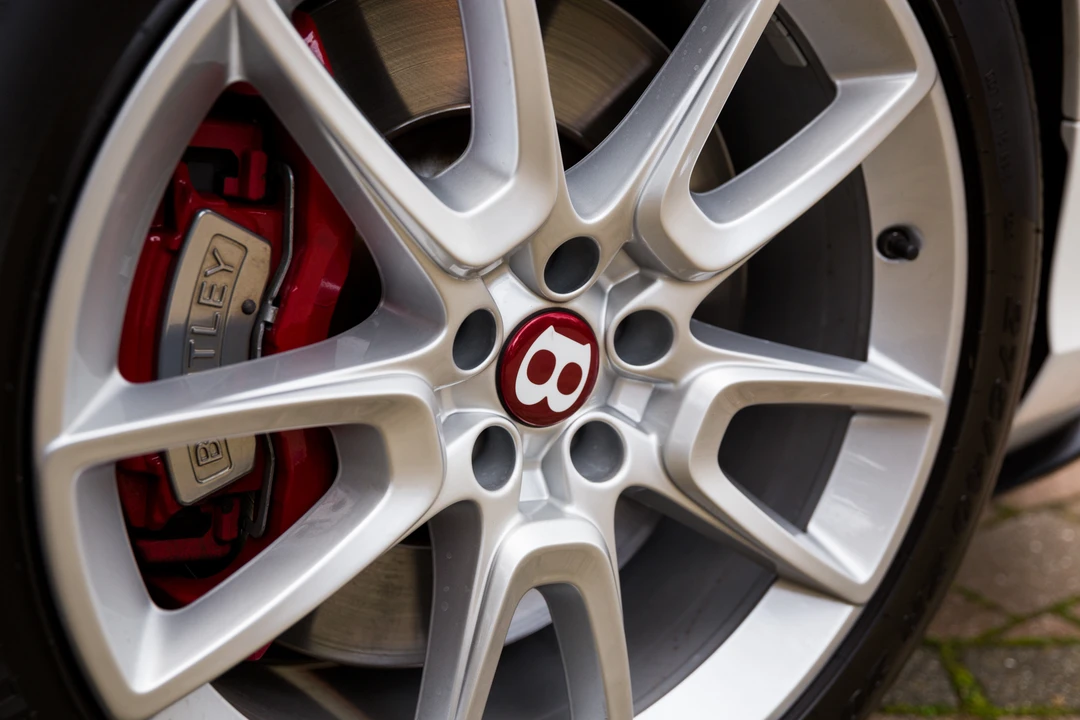 2014 Bentley Continental GT V8 2nd Gen - Image 25 of 31