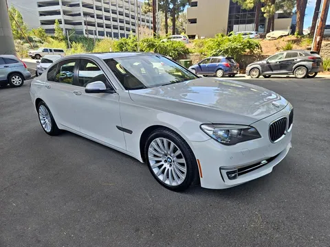 2014 BMW 740i