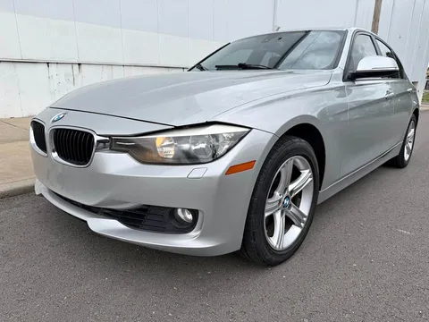 2014 BMW 3 Series 318i Sedan 4D