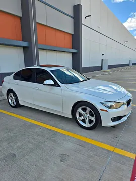 2014 BMW 3 Series 318i Sedan 4D