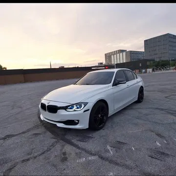 2014 BMW 3 Series 320i Sedan