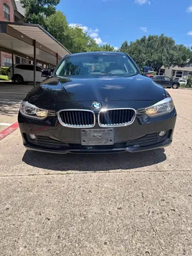 2014 BMW 3 Series 320i Sedan 4D