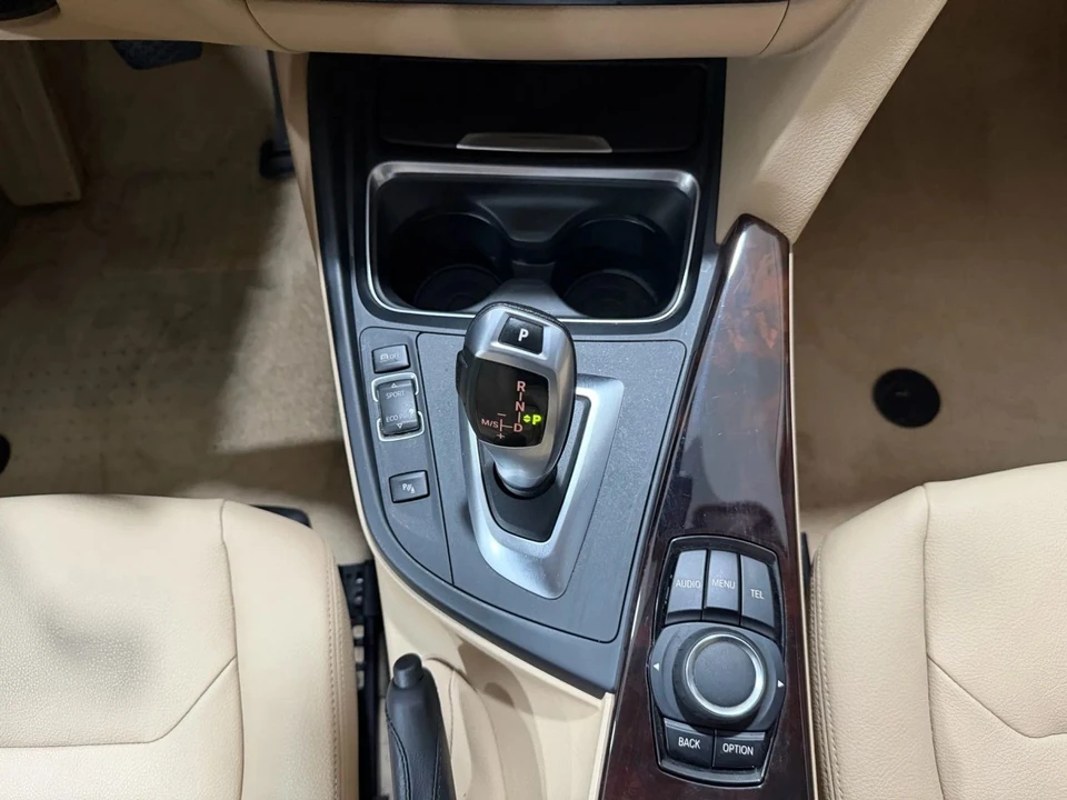 2014 BMW F30 3 Series Sedan - Image 13 of 16