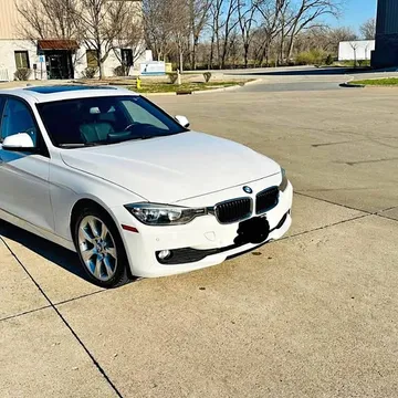 2014 BMW 3 Series 320i xDrive Sedan 4D
